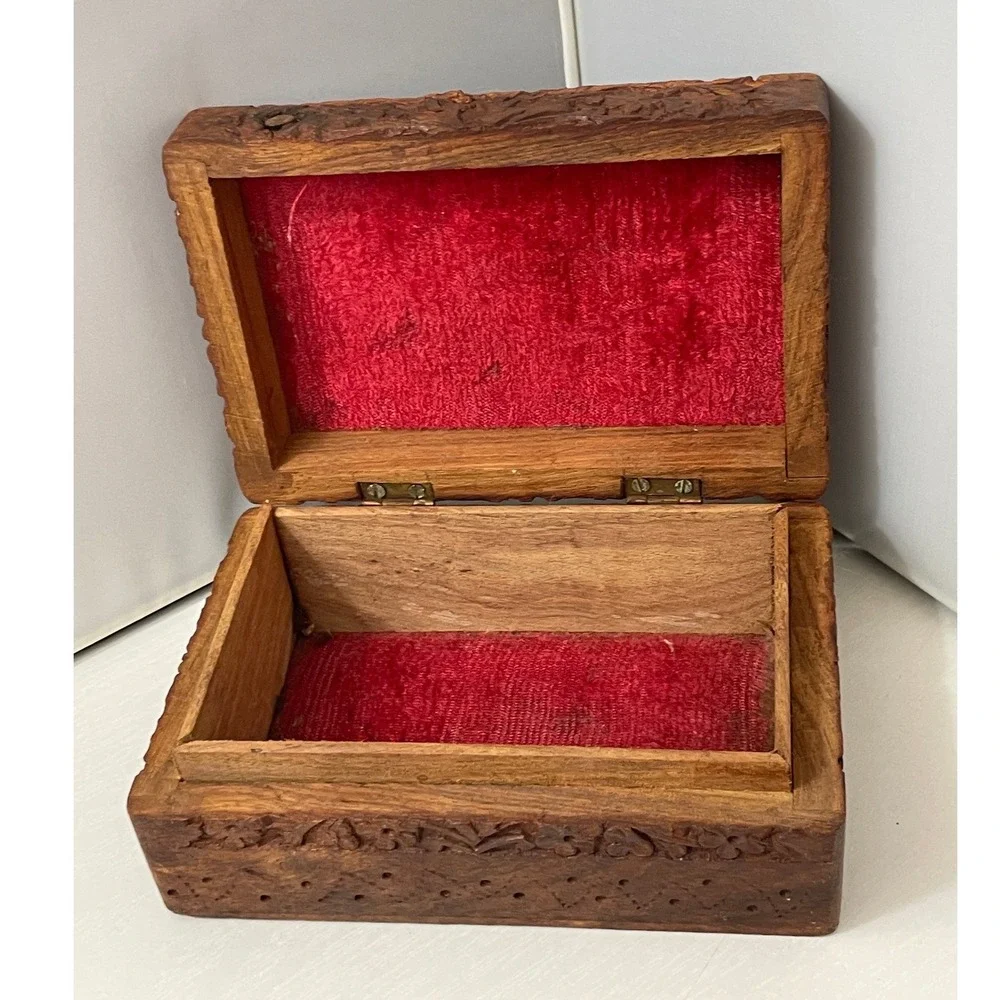 Vintage Carved Wooden Box Jewelry Trinket Floral